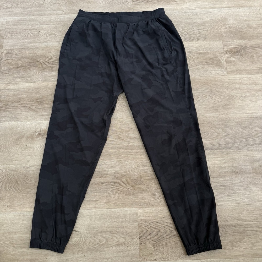 Lululemon Surge Jogger Heritage 365 Camo Black Pants Mens Size XL 31" Tall